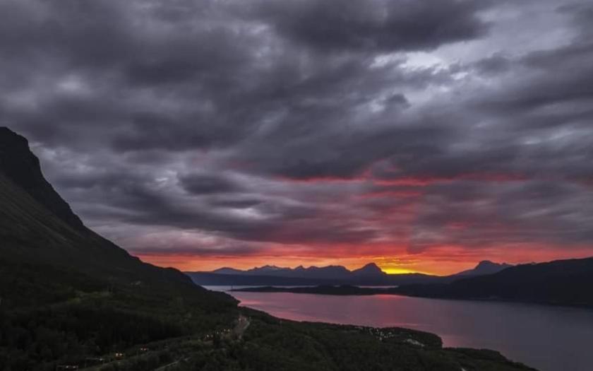 Koselig Leilighet I Narvik Sentrum 5 Soveplasser Gratis Parkering Og Gratis Internett Exterior foto